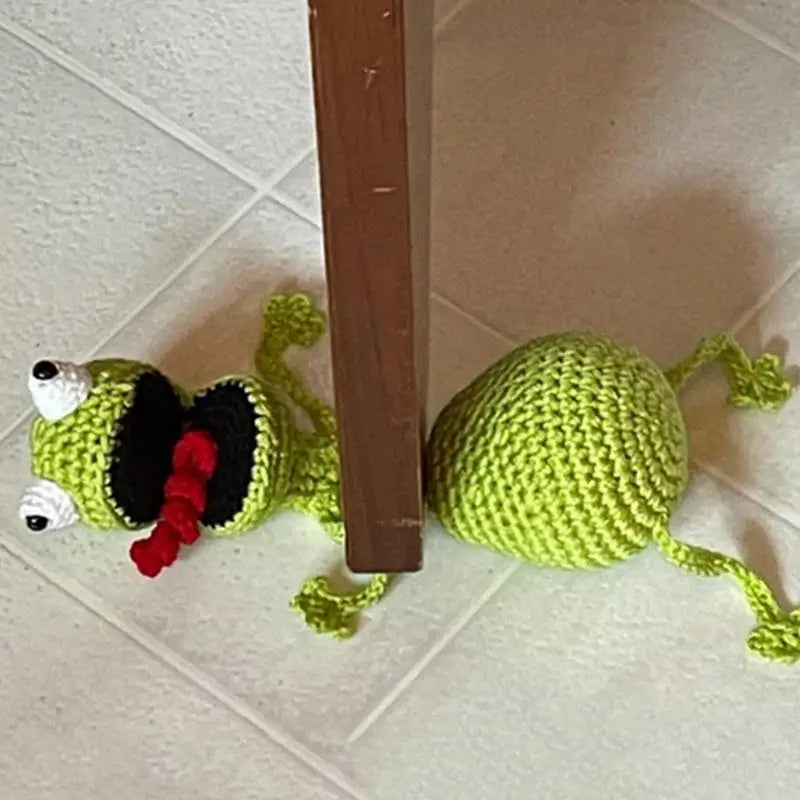 cale-porte au crochet fait main représente un adorable animal (grenouille, souris ou chiot)