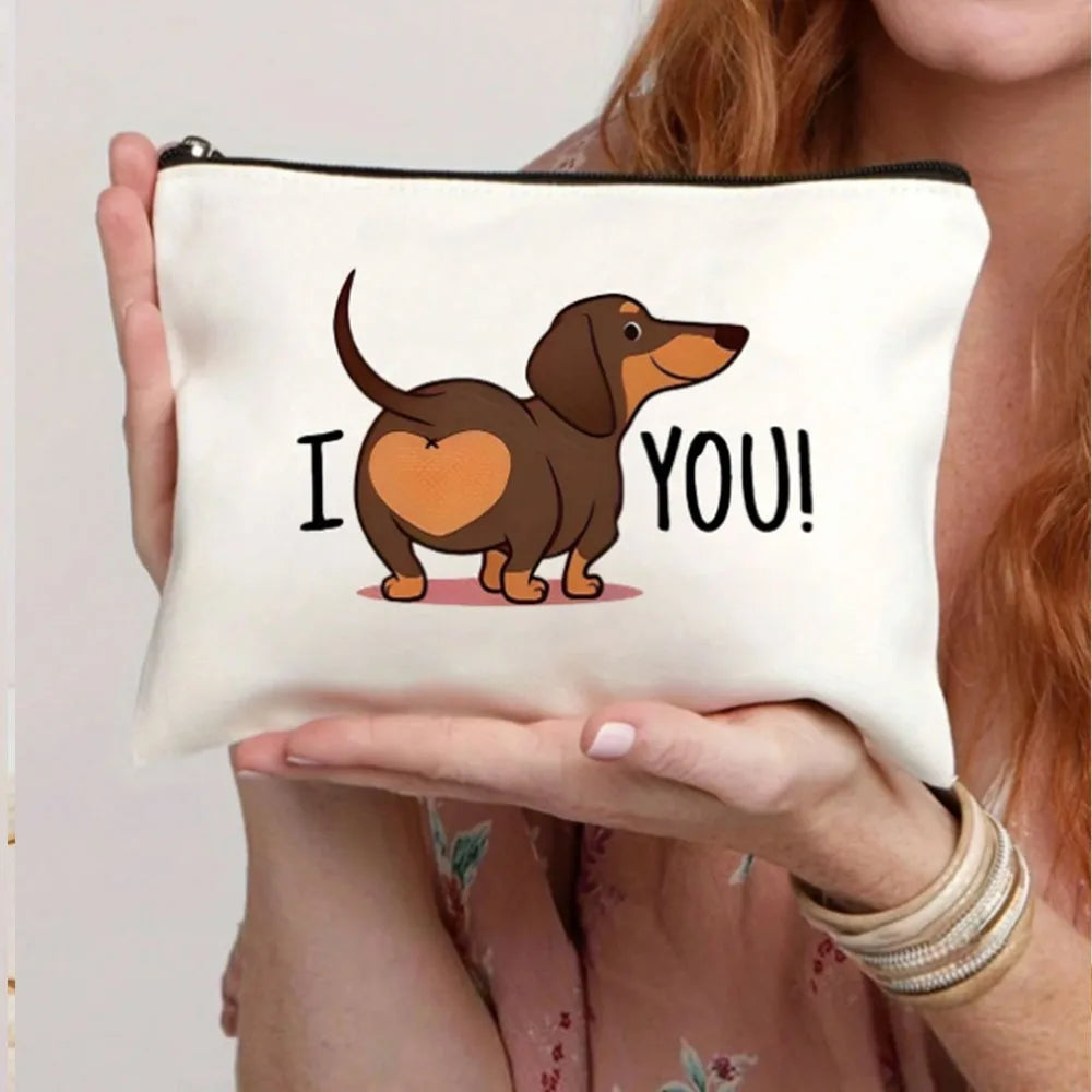 🏠 Mini trousse teckel rigolote – Pochette zippée motif chien, cadeau original dog lover