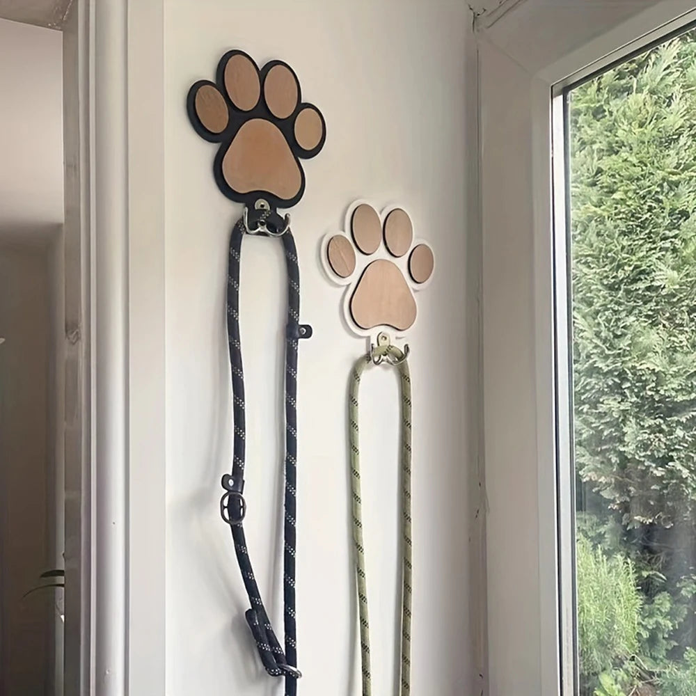 Porte-laisse mural en bois au motif patte de chien - vue d'ensemble